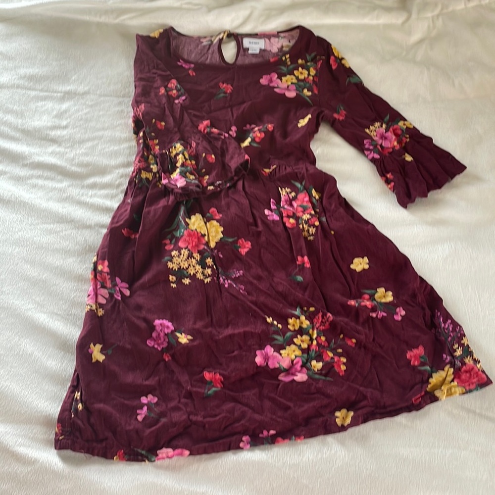lightweight flowing dress and shorter sleeves